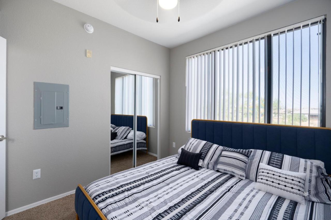 Luxury Mountain View 2Br With Balcony Located In Scottsdale Lägenhet Exteriör bild